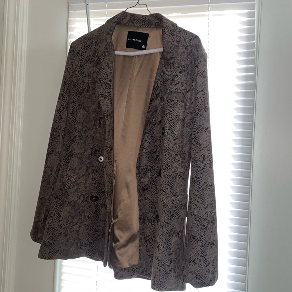 Snake print cardigan.